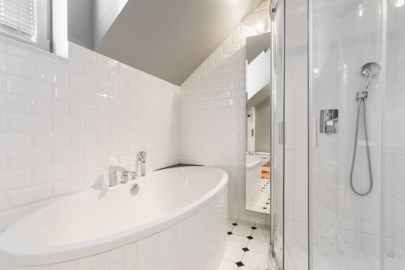 Space-Saving Alcove Tub